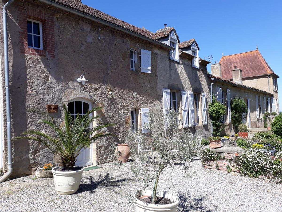 Au Chateau Juillac Exterior foto